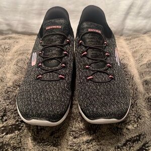 Sketchers memory foam sneakers size 8.5